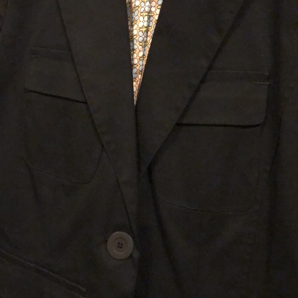 Vintage Max Studio Blazer With Large Button Detail. - Picture 2 of 4